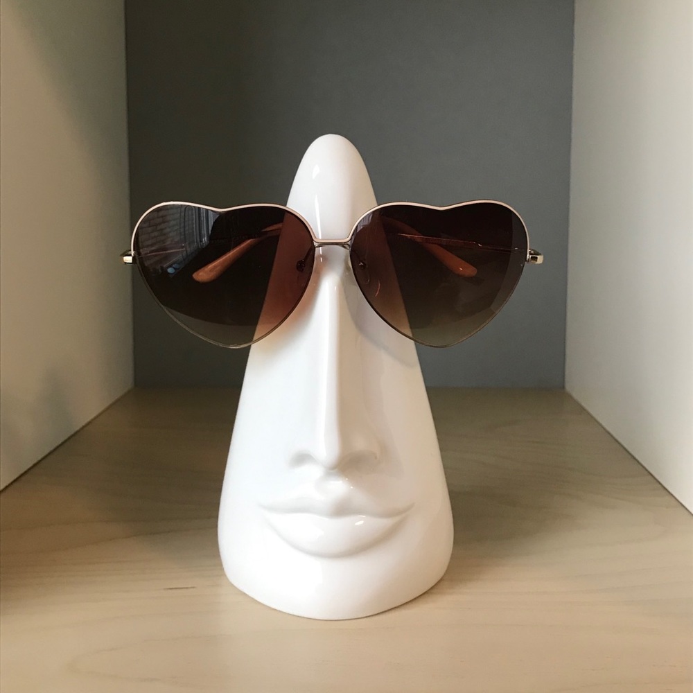 Heart shaped metal frame sunglasses